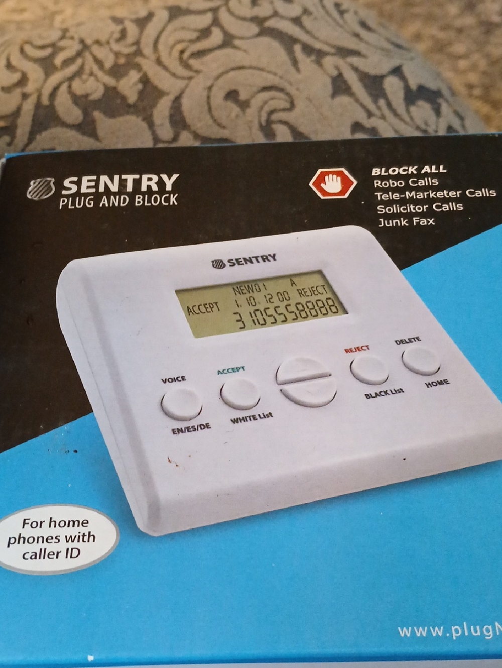 Entry White Caller ID Plug-and-Block Phone Call Filter